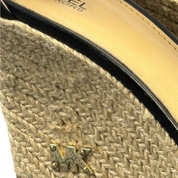 Michael Kors Black T-Strap Women's Wedge Sandals Size 7.5 - Picture 4 of 11